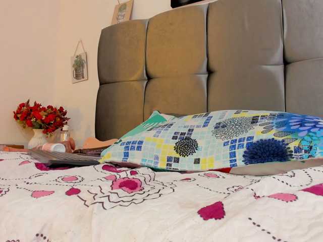 Karol-wish live cam on BongaCams