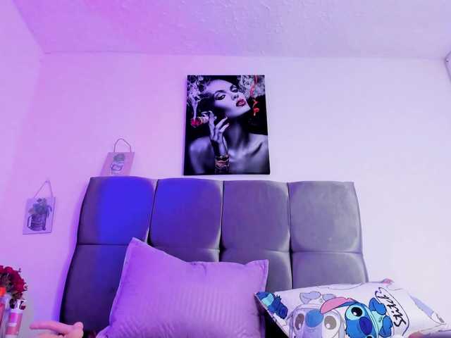 Karol-wish live cam on BongaCams