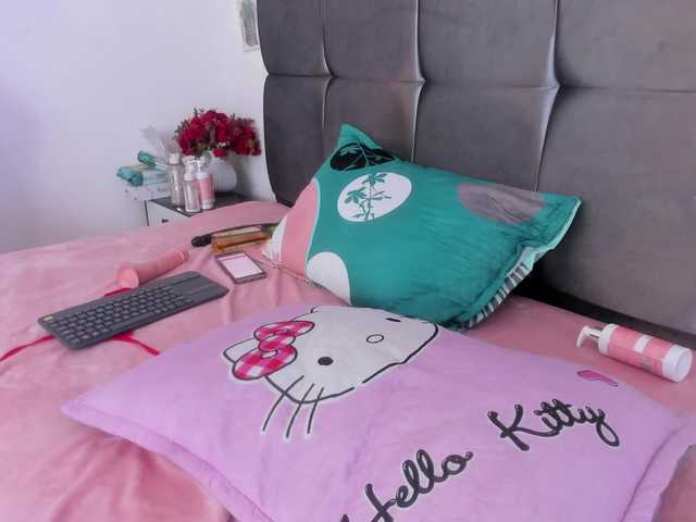 Karol-wish live cam on BongaCams