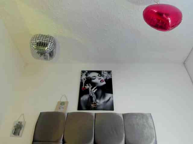 Karol-wish Live Webcam on BongaCams