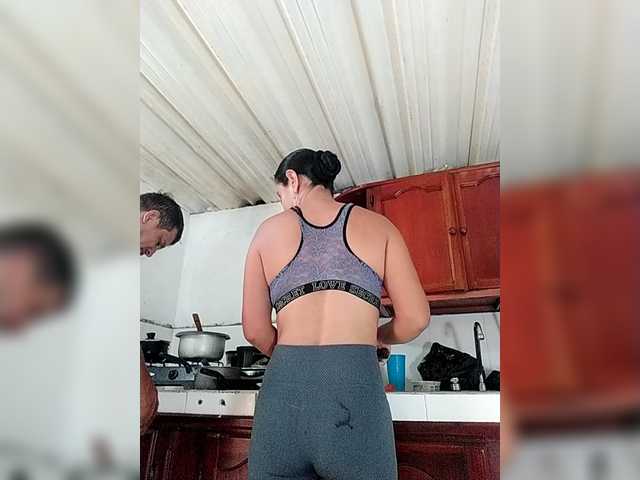 le modèle Ninfa-88 est en webcam porno dans un show sur le site bongacams, il possède les tags suivants: Latino/Hispanic,Brunette,Shaved