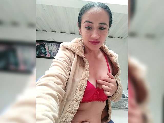 Ninfa-88 live cam on BongaCams