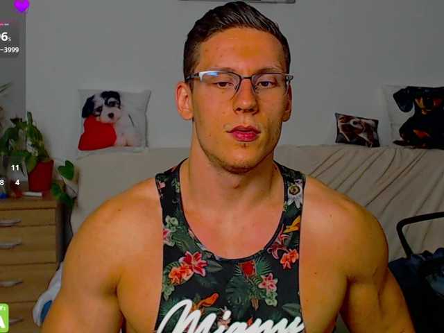 ZeinMiracles live cam