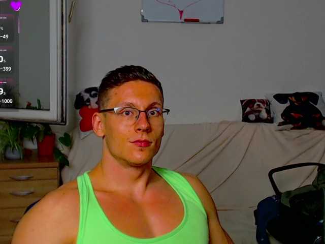 ZeinMiracles live webcam show
