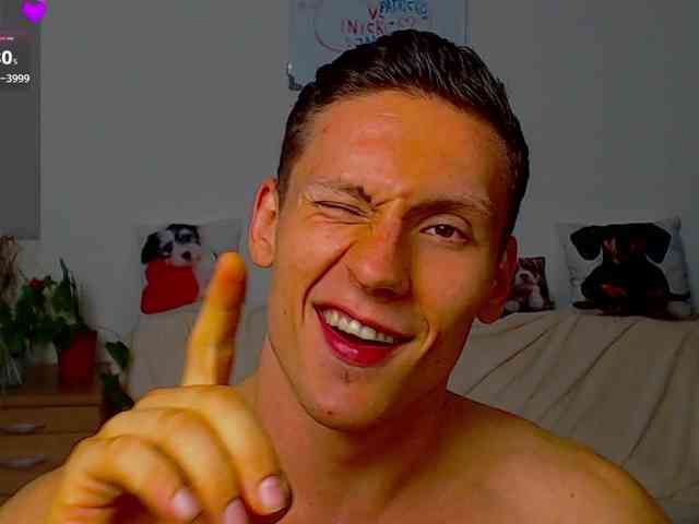 ZeinMiracles Sex Cam Show