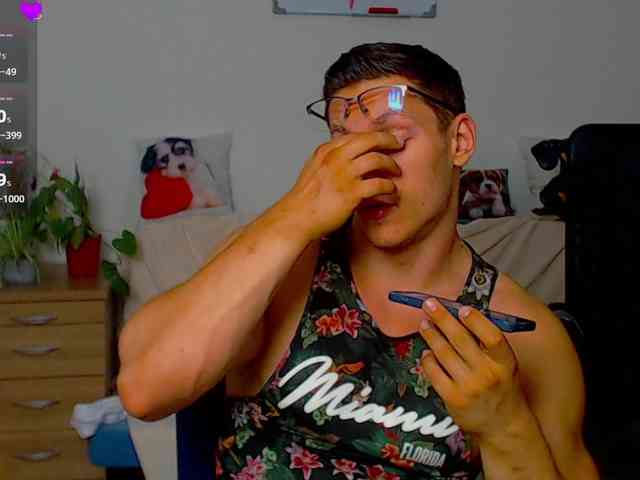 ZeinMiracles Sex Cam Show