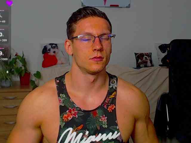 ZeinMiracles Sex Cam Show