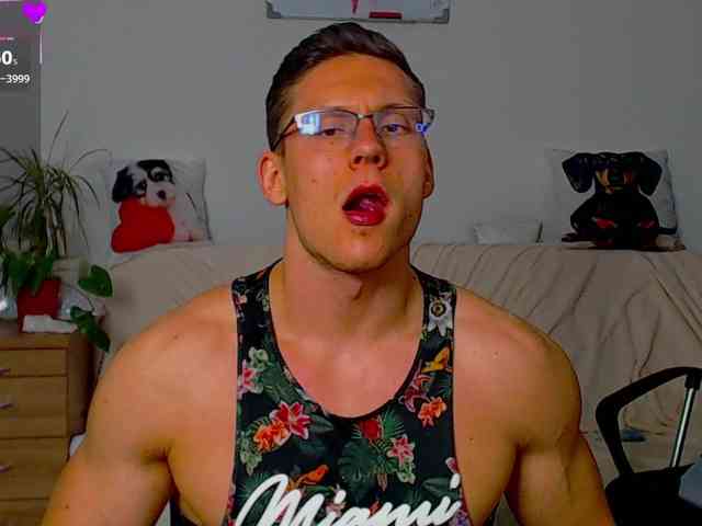 ZeinMiracles Live Webcam on BongaCams
