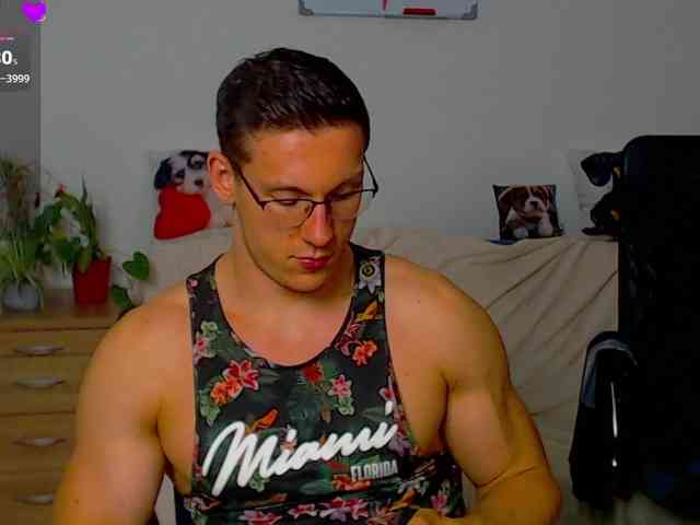 ZeinMiracles Sex Cam Show