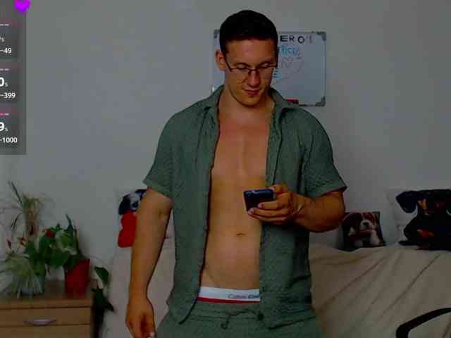 ZeinMiracles Sex Cam Show