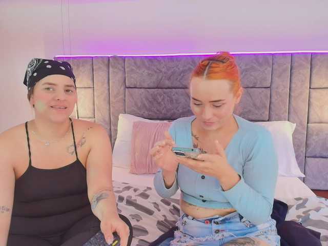 dakotra-megan's BongaCams show and profile