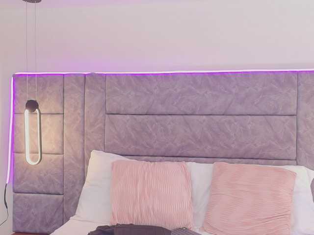 dakotra-megan's BongaCams show and profile