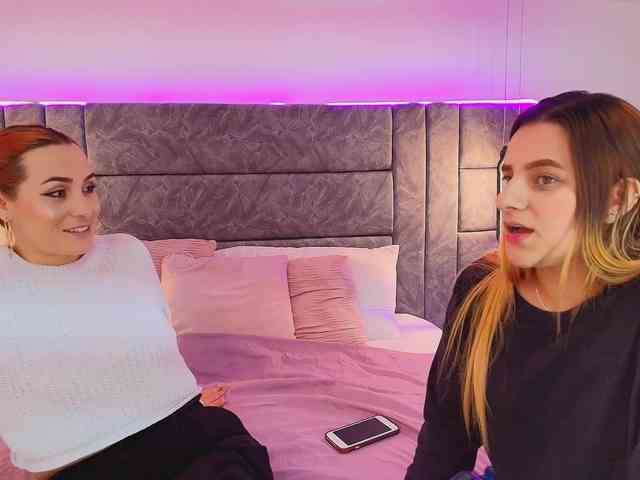dakota_megan webcam