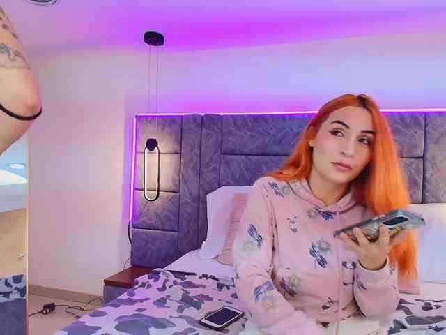 dakota_megan webcam