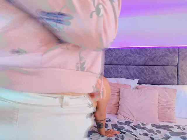dakota_megan webcam