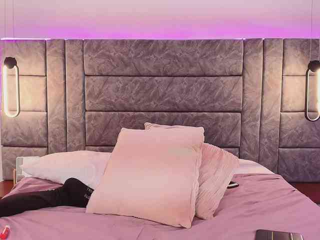 dakota_megan webcam