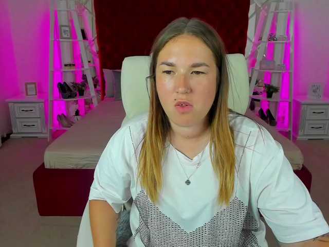 SofiiDarling live cam on BongaCams