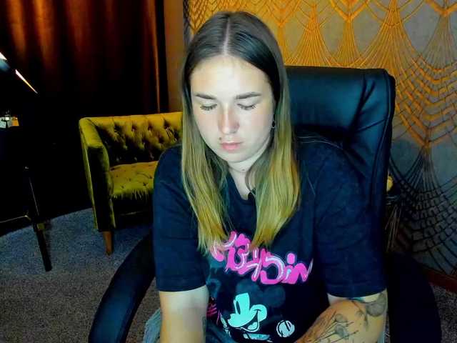 SofiiDarling live webcam show
