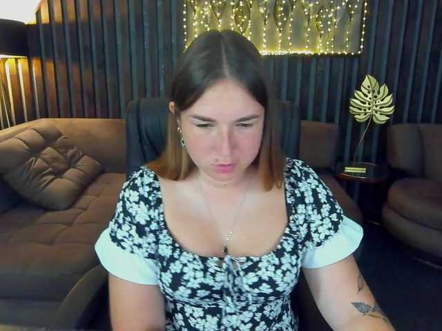 SofiiDarling live webcam show