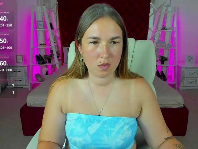 SofiiDarling live webcam show