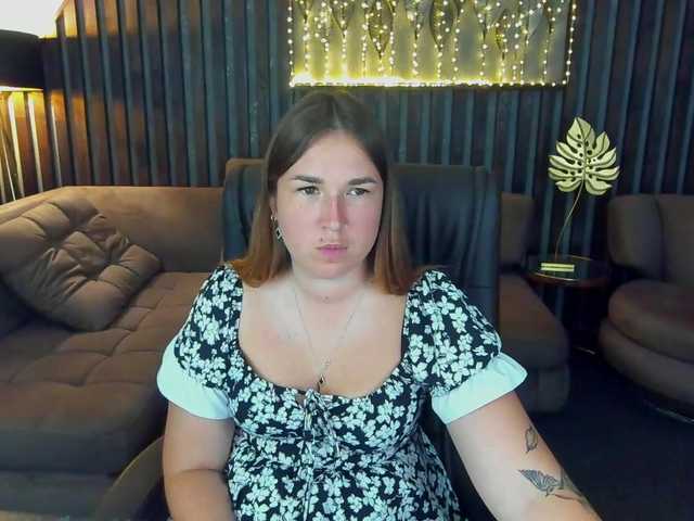 SofiiDarling live webcam show