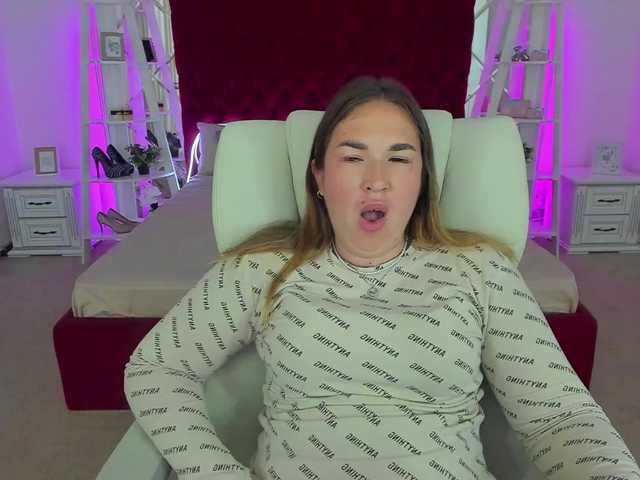 SofiiDarling live cam on BongaCams
