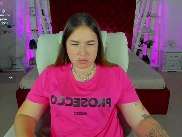 SofiiDarling live cam on BongaCams