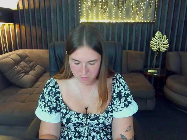 SofiiDarling live webcam show