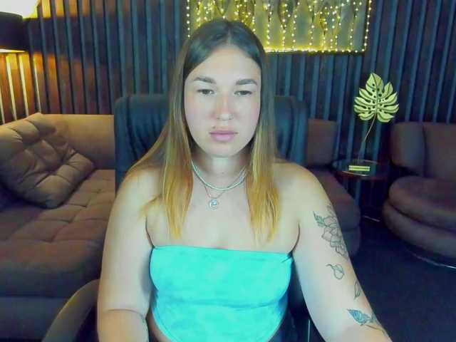 SofiiDarling live cam on BongaCams
