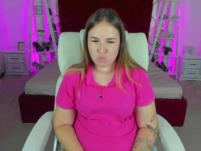 SofiiDarling live cam on BongaCams