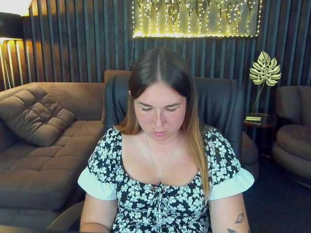 SofiiDarling live webcam show