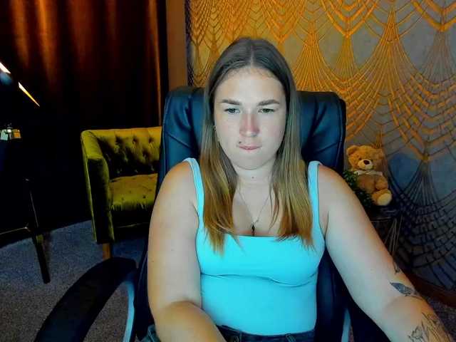 SofiiDarling live webcam show