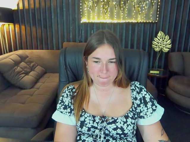 SofiiDarling live webcam show