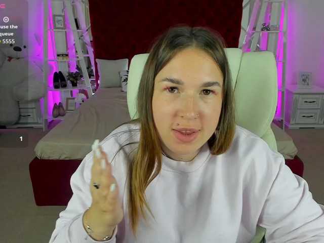 SofiiDarling live cam on BongaCams