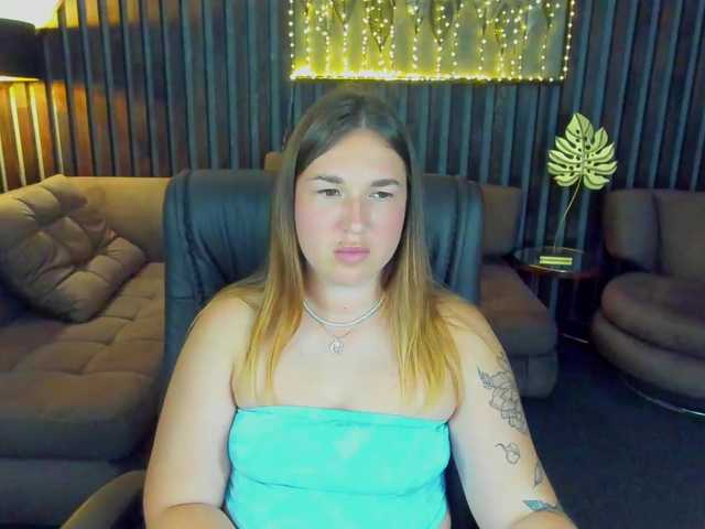 SofiiDarling live cam on BongaCams