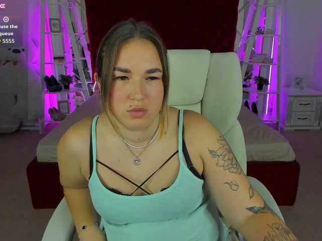 SofiiDarling live cam on BongaCams