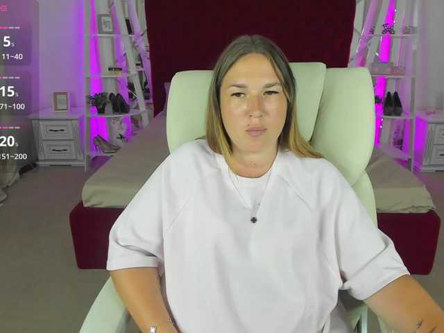 SofiiDarling live cam on BongaCams