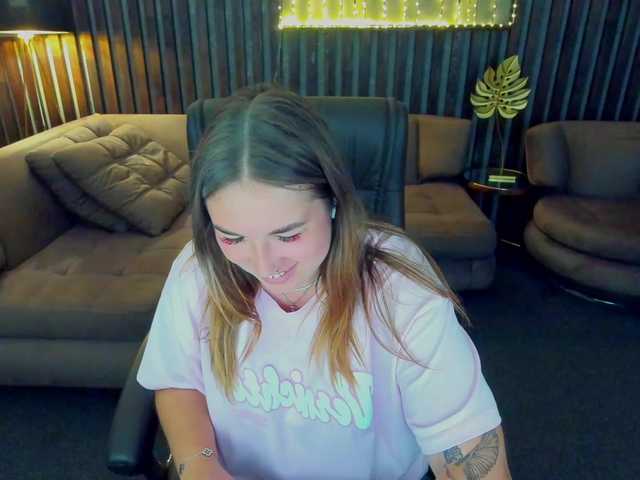 SofiiDarling live cam preview
