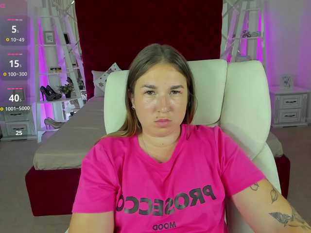SofiiDarling live cam on BongaCams