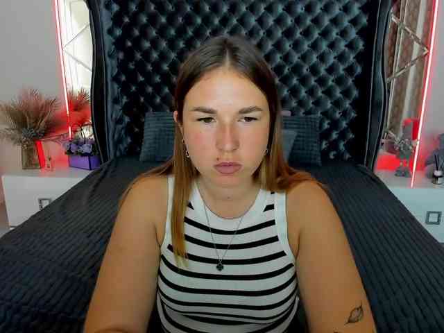 SofiiDarling webcam