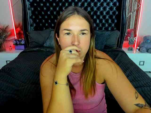 SofiiDarling webcam