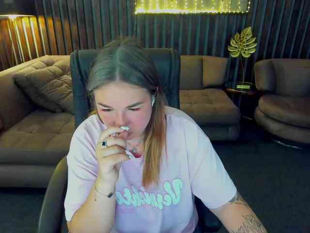 SofiiDarling webcam