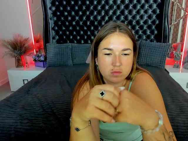 SofiiDarling webcam