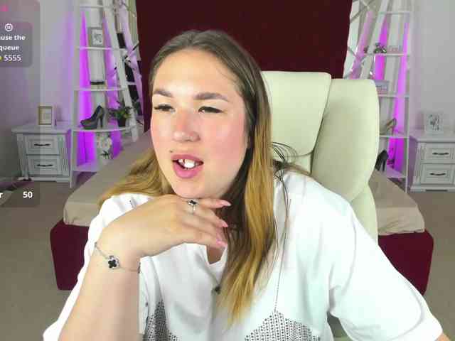 SofiiDarling webcam