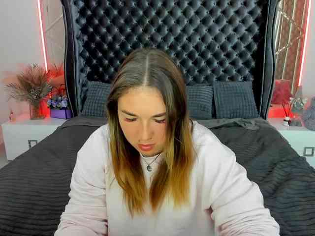 SofiiDarling webcam