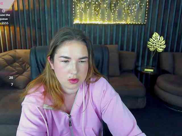 SofiiDarling Live Webcam on BongaCams