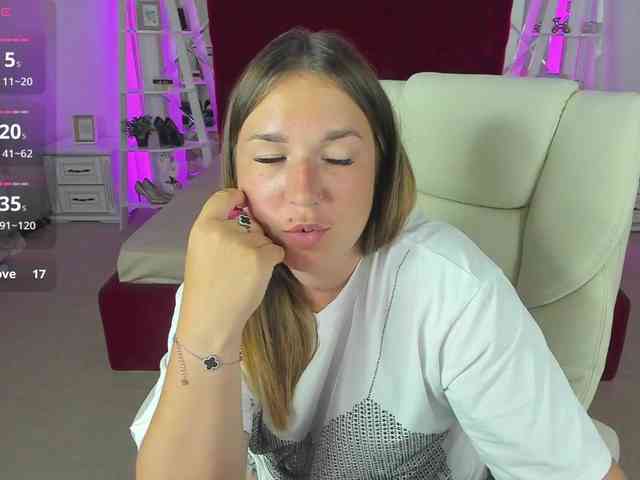SofiiDarling webcam