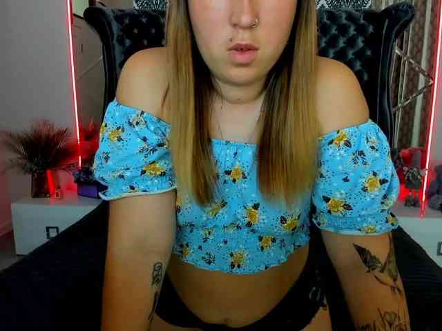 SofiiDarling webcam