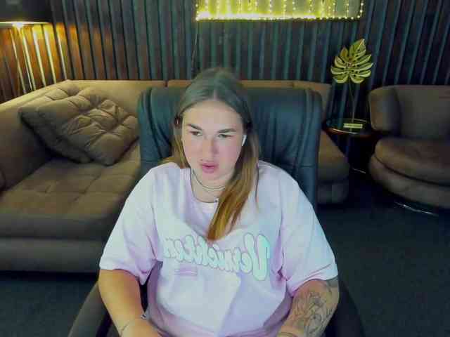 SofiiDarling webcam