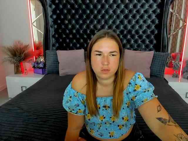 SofiiDarling webcam